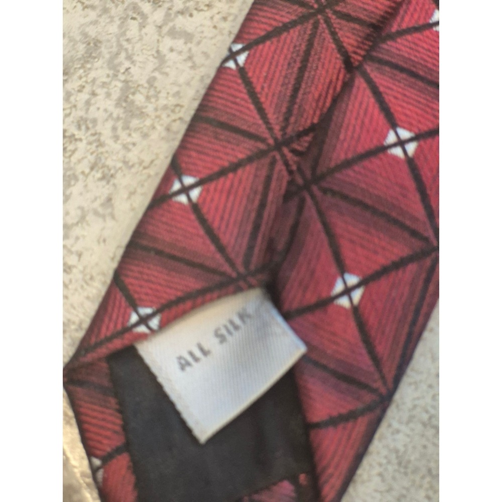 Embassy Row‎ Neckwear Men Burgundy Geometric Silk Dress Tie - Picture 3 of 7